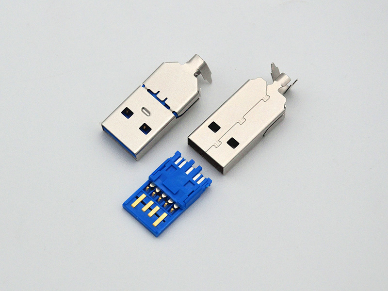 USB 3.0 Type-A Male (USB 3.0 AM) two-piece connector with a length of 28mm